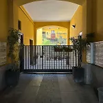 Stylish Navigli Apartment - Comfort & Good Vibes
